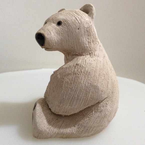 Vintage hand sculpted in Uruguay clay polar bear - Picture 2 of 6